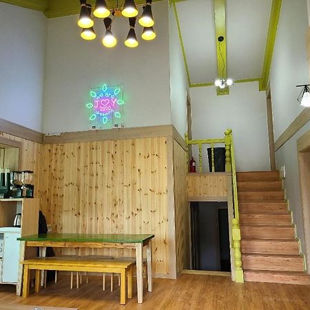 Joy Guest House อาซัน ภายนอก รูปภาพ