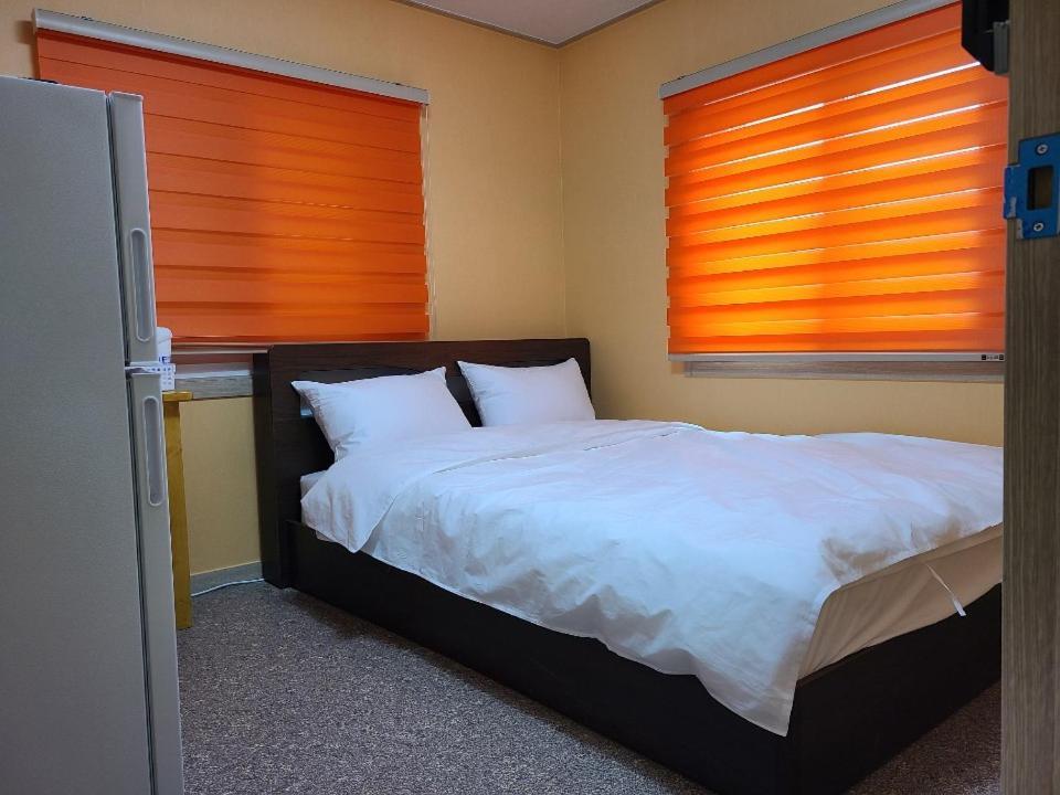Joy Guest House อาซัน ภายนอก รูปภาพ