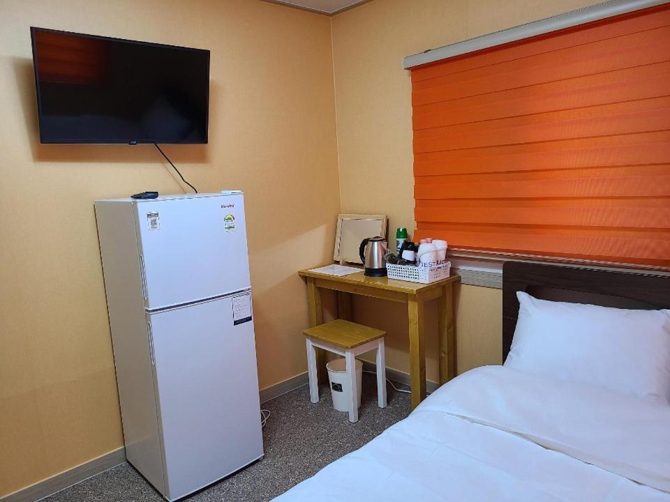 Joy Guest House อาซัน ภายนอก รูปภาพ