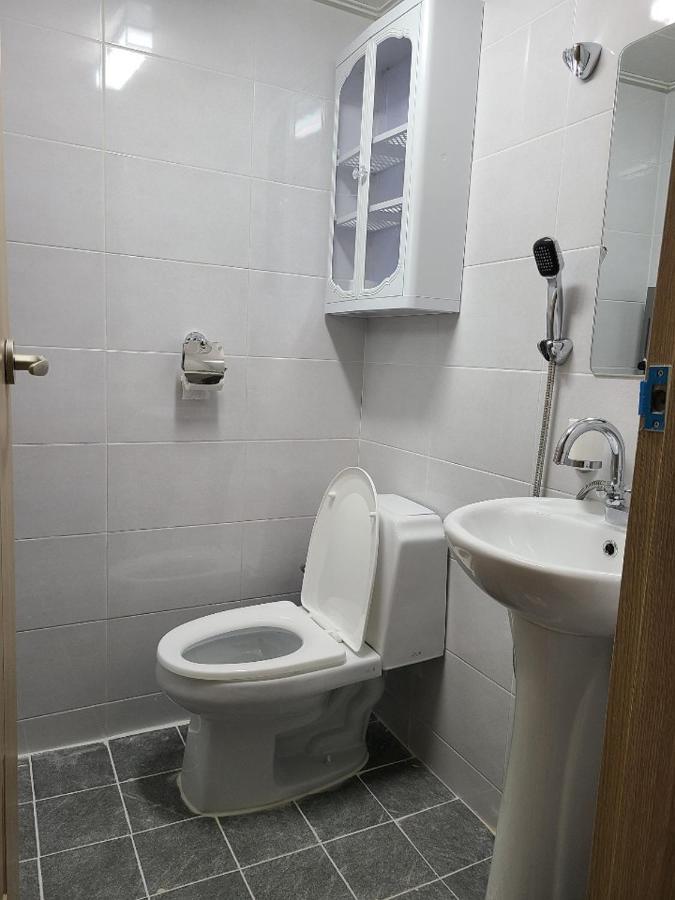 Joy Guest House อาซัน ภายนอก รูปภาพ