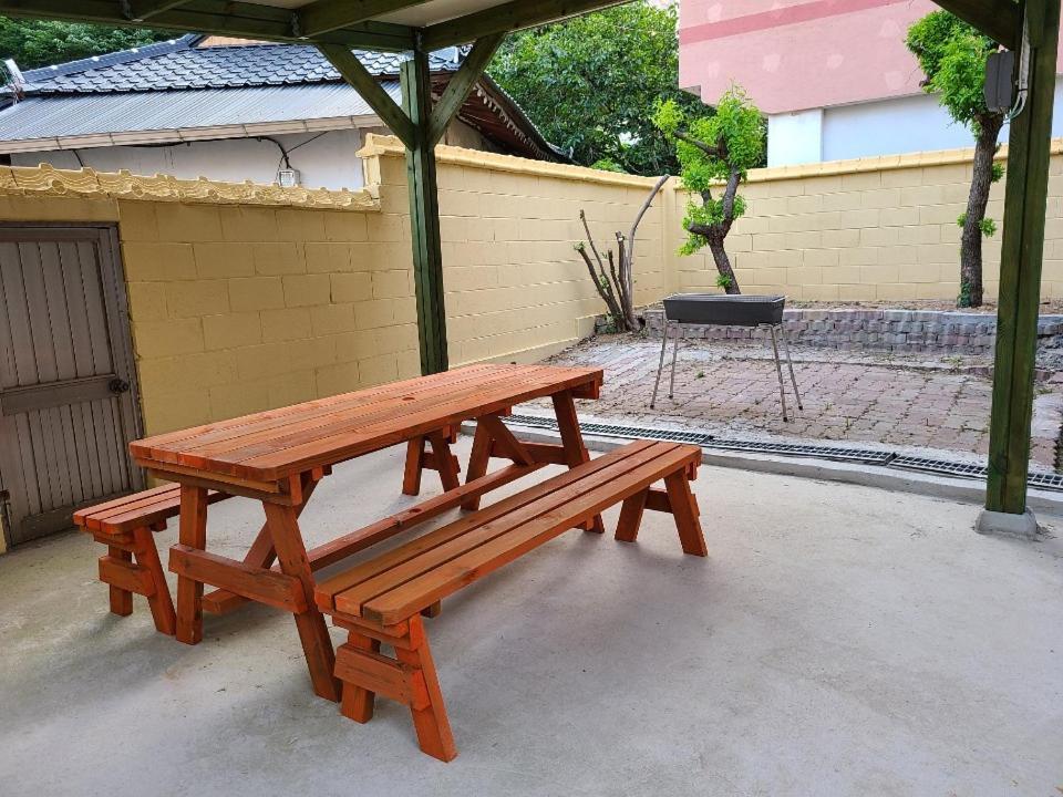Joy Guest House อาซัน ภายนอก รูปภาพ