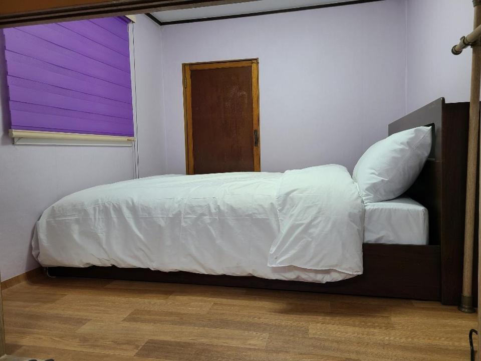 Joy Guest House อาซัน ภายนอก รูปภาพ
