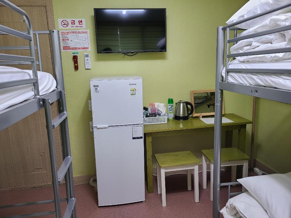 Joy Guest House อาซัน ภายนอก รูปภาพ