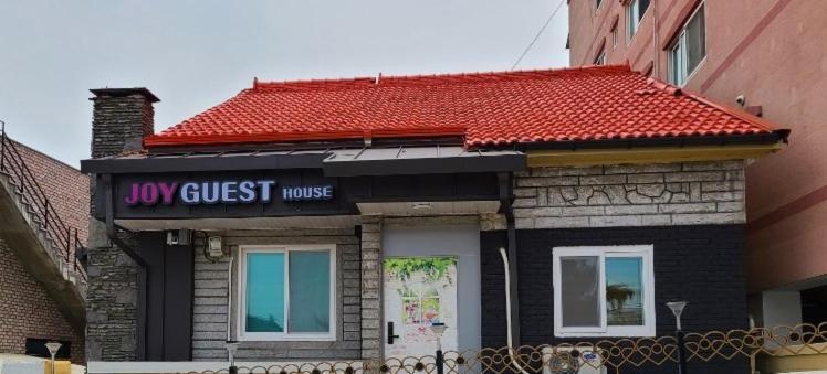Joy Guest House อาซัน ภายนอก รูปภาพ
